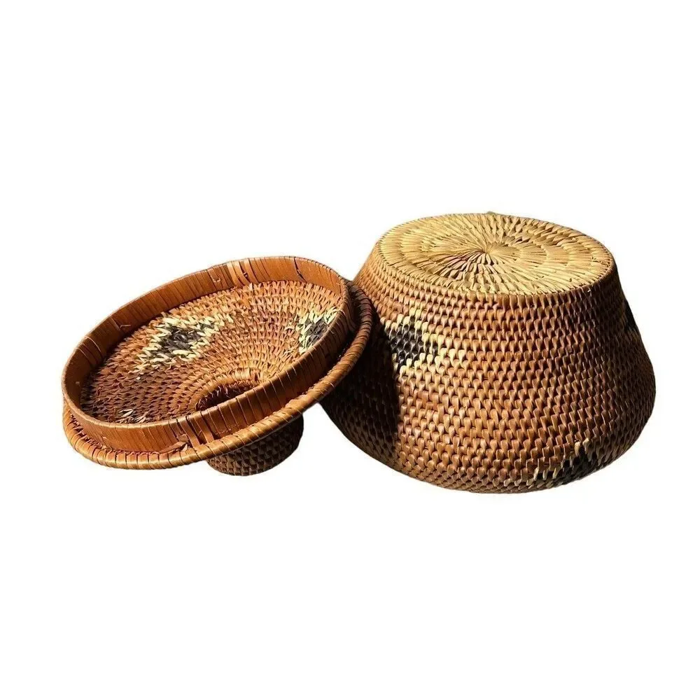 Vintage Hand Woven basket with lid 6 X 7
